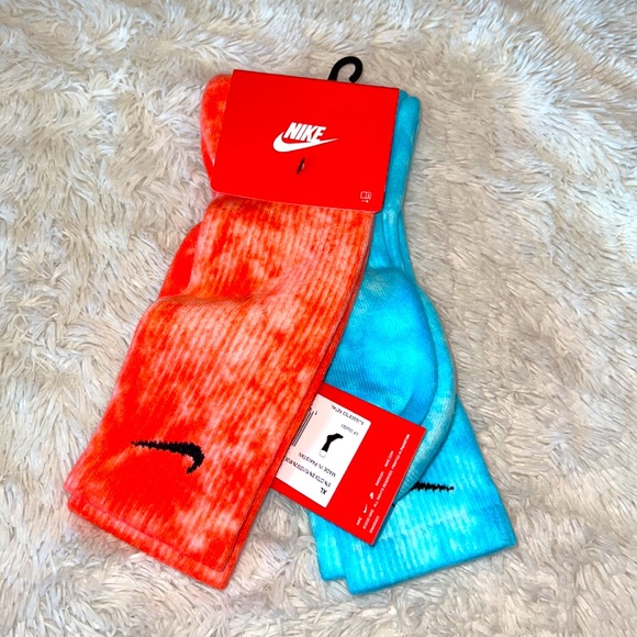 NIKE CALF SOCKS - Picture 2 of 3